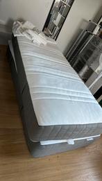 Matras en matrasbeschermer, Ophalen, Zo goed als nieuw, Matras
