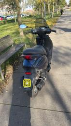 Piaggo zip 4t 50cc, Fietsen en Brommers, Scooters | Piaggio, Ophalen, Zo goed als nieuw, Zip