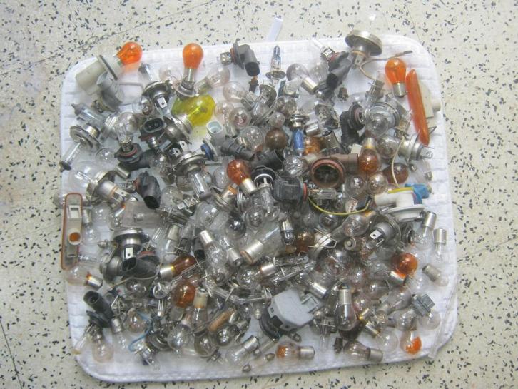 lampen voor auto's van verschillende maten die ik allemaal s, Autos : Pièces & Accessoires, Électronique & Câbles, Alfa Romeo