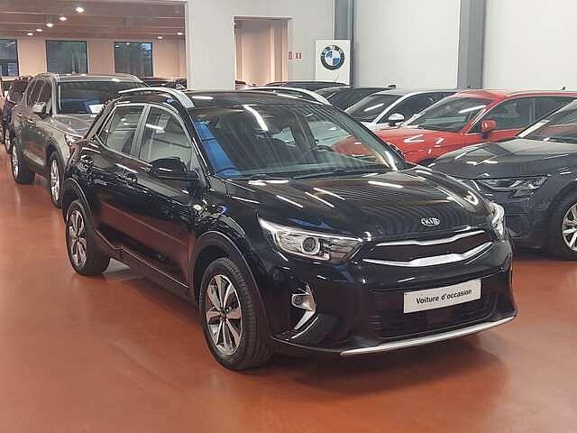Kia Stonic 1.2i Must + CAMERA + CarPLAY + Climatisation, Autos, Kia, Stonic, ABS, Airbags, Air conditionné, Bluetooth, Ordinateur de bord