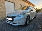 Peugeot 208 benzine, Auto's, 1199 cc, Wit, Parkeersensor, Handgeschakeld
