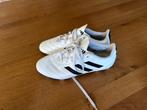 Voetbalschoenen Adidas, Sport en Fitness, Voetbal, Ophalen, Zo goed als nieuw, Schoenen