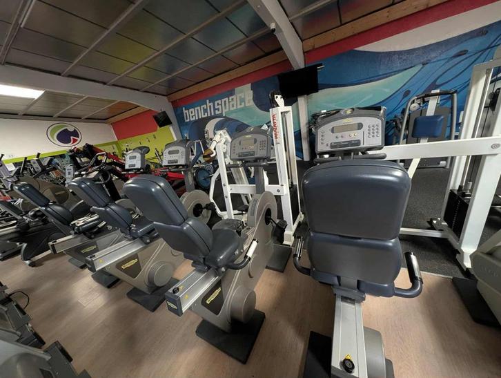 Vélo Technogym Recline XT Pro 600 – Professionnel – Bon état, Sport en Fitness, Fitnessapparatuur, Zo goed als nieuw, Ophalen