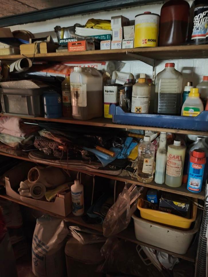 Leegmaken en opruimen van eigendommen, Contacts & Messages, Prédictions & Messages divers