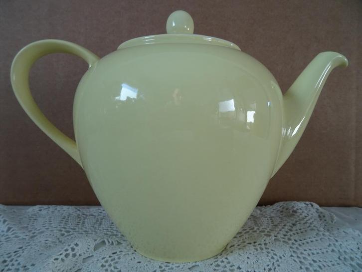 Antieke theepot theekan pastel geel gele theepot Regout 1930, Antiek en Kunst, Antiek | Servies los, Ophalen of Verzenden