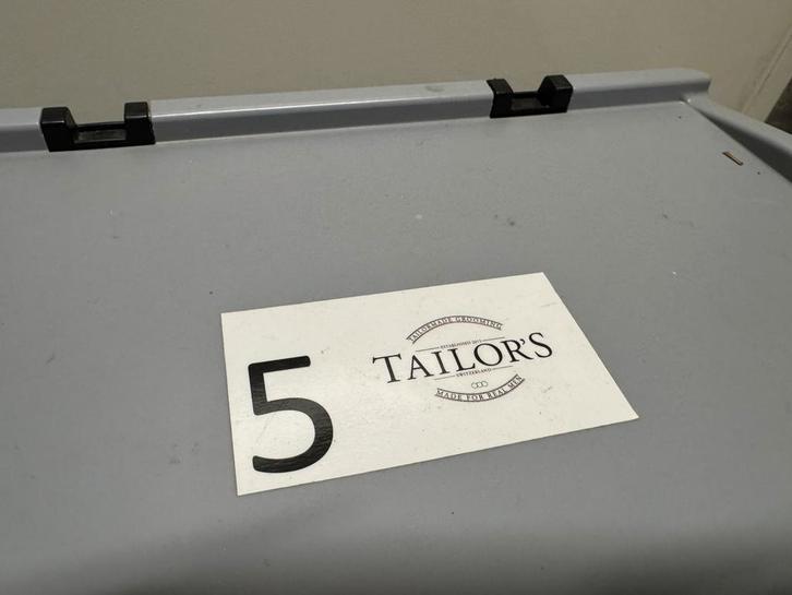 Doos vol Tailor’s baard- & verzorgingsproducten, Handtassen en Accessoires, Uiterlijk | Gezichtsverzorging, Nieuw, Ophalen