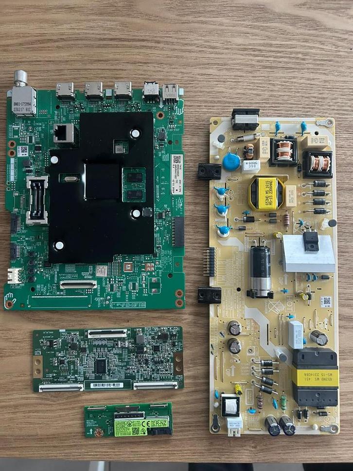 Samsung TV onderdelen: mainboard, powerboard, remote, Computers en Software, Netwerkkaarten, Zo goed als nieuw, Ophalen of Verzenden