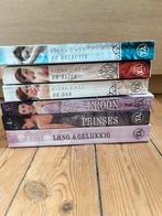 De Selectie, reeks van 6 boeken - Kiera Cass, Boeken, Ophalen of Verzenden, Zo goed als nieuw