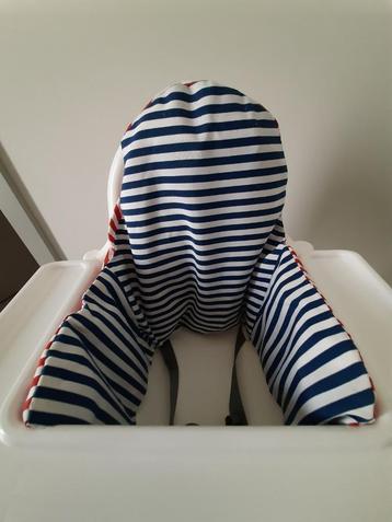 Eetstoel voor kinderen  beschikbaar voor biedingen