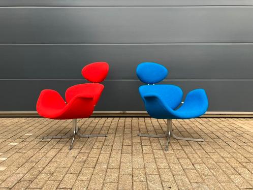 2 Artifort Big Tulip 1e editie 1958 Pierre Paulin NIEUWSTAAT, Huis en Inrichting, Zetels | Voetbanken en poefs, Ophalen of Verzenden