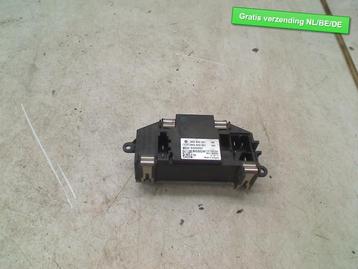 KACHELMOTORREGELAAR Audi A4 (B8) (8K0820521), Utilisé, Audi