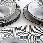 Compleet modern porseleinen servies | GRATIS LEVERING, Huis en Inrichting, Keuken | Servies, -, Verzenden, -, Overige typen