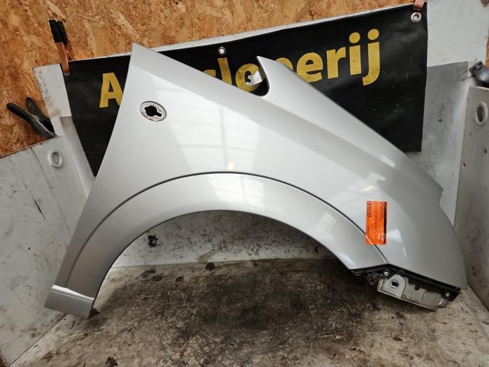 Aile avant droite d'un Opel Meriva (Z157), Autos : Pièces & Accessoires, Carrosserie & Tôlerie, Opel, Utilisé, 3 mois de garantie