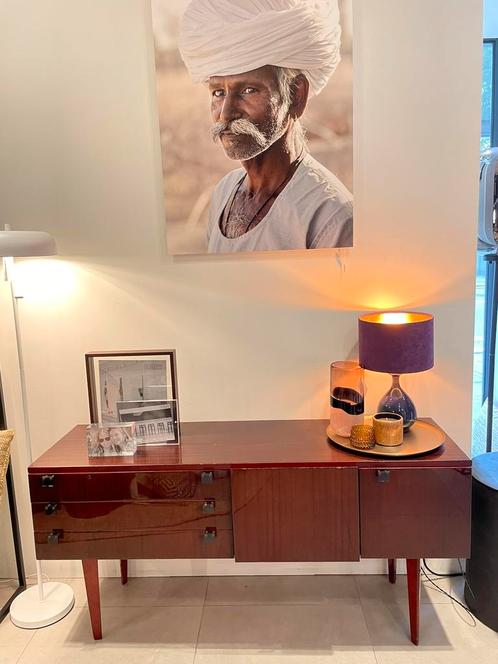 Vintage politoer side table, Huis en Inrichting, Tafels | Sidetables, Zo goed als nieuw, Ophalen