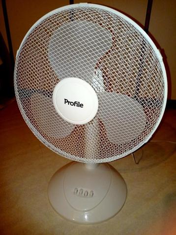 Tafel ventilator  beschikbaar voor biedingen