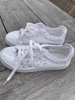 Kanten sneakers maat 35 merk H&M, Kinderen en Baby's, Kinderkleding | Schoenen en Sokken, Ophalen of Verzenden, Zo goed als nieuw