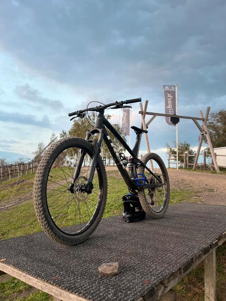 Trek fuel ex5 2023 GOED ONERHOUDEN, Fietsen en Brommers, Fietsen | Crossfietsen en BMX, Zo goed als nieuw, 24 inch of meer, Aluminium