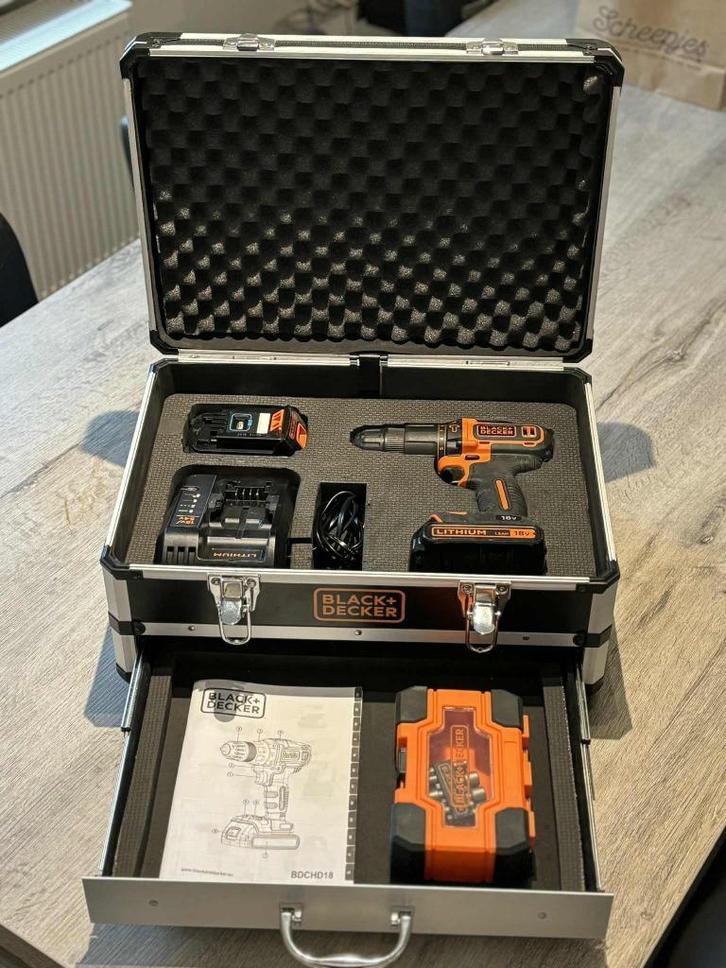 BLACK+DECKER 18V schroefklopboormachine, Doe-het-zelf en Bouw, Gereedschap | Boormachines, Zo goed als nieuw, Boor- en Schroefmachine