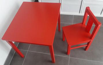 Rode kinderstoel en kindertafel KRITTER  beschikbaar voor biedingen
