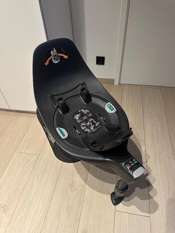 Base T cybex beschikbaar voor biedingen