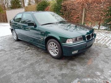 Bmw E36 compact in goede staat 
