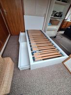 IKEA bed met lattenbodem, Huis en Inrichting, Ophalen, Zo goed als nieuw