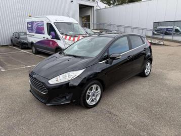 Ford Fiesta EcoBoost Trend Start-Stop (bj 2015) beschikbaar voor biedingen