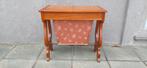 Table à coudre vintage avec porte-revues en tissu, Enlèvement ou Envoi, Comme neuf, Cerisier