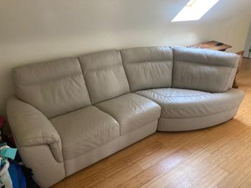 Natuzzi zitbank beschikbaar voor biedingen