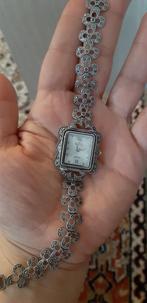 Horloge met zilveren bandjes, Ophalen of Verzenden, Zilver