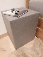 grijs/beige nachtkastjes, kan ook als poef worden gebruikt, Huis en Inrichting, Slaapkamer | Nachtkastjes, Ophalen, Nieuw
