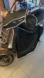 VESPA BEENKLEED X HANDMOFFEN, Ophalen, Zo goed als nieuw