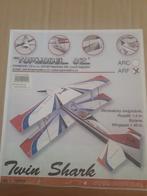 TWIN SHARK TOPMODEL CZ, Hobby & Loisirs créatifs, Modélisme | Radiocommandé & Téléguidé | Avions, Enlèvement ou Envoi, Nitro, RTF (Ready to Fly)