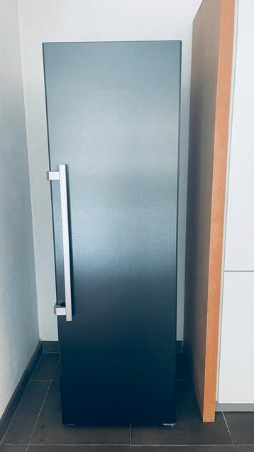 Liebherr koelkast mat zwart beschikbaar voor biedingen