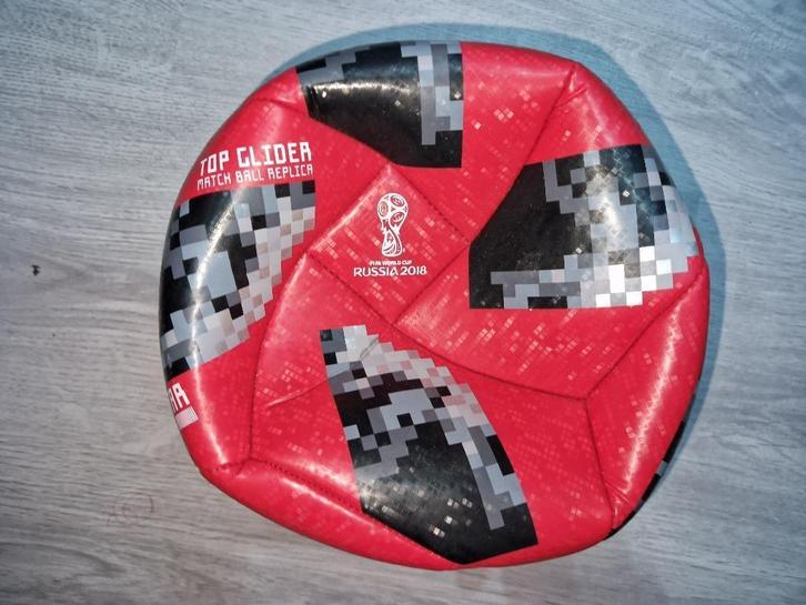 Coca-Cola Adidas Rusland 2018 voetbal, Verzamelen, Merken en Reclamevoorwerpen, Nieuw, Overige typen, Ophalen of Verzenden