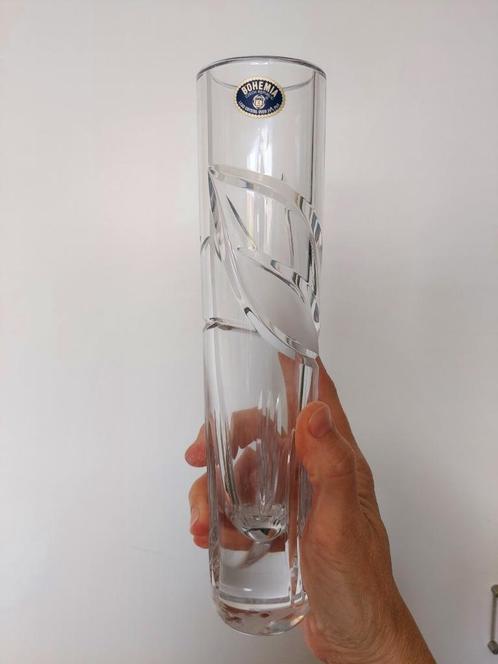 Nieuw! Handgeslepen Bohemia vaas, Antiek en Kunst, Antiek | Vazen, Ophalen