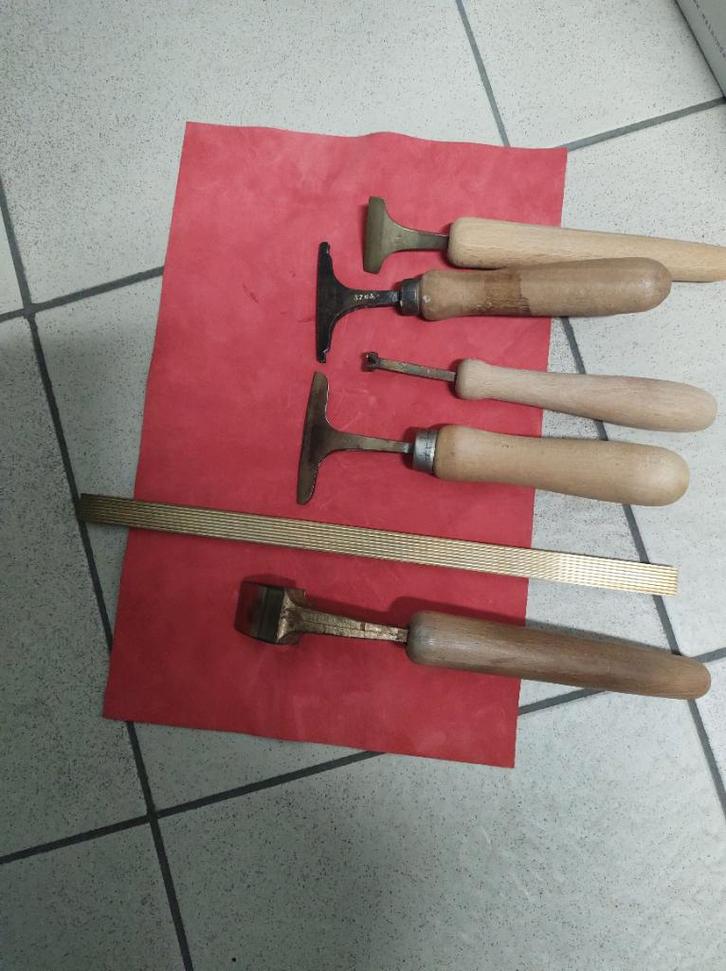 Matériel de dorure et reliure, Hobby & Loisirs créatifs, Bricolage, Comme neuf, Outillage ou Accessoires, Enlèvement