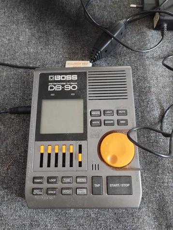 Boss DB-90 METRONOME DR BEAT
Izgs werkt perfect beschikbaar voor biedingen