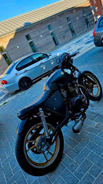 Suzuki gsx 400 caferacer **Échange..ruilen **, Scooter, 2 cylindres, Particulier, 400 cm³