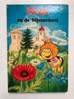 kinderboek Maja en de bijenschool 1977, Boeken, Ophalen of Verzenden, Gelezen