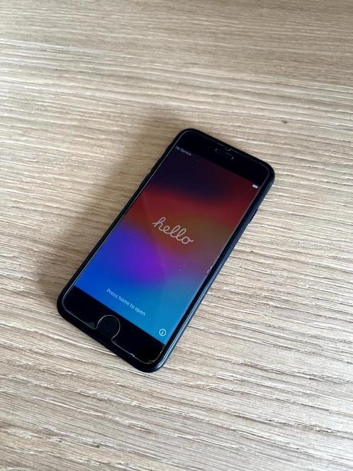 Apple iPhone SE 2022 64GB Zwart 1 jaar gebruikt, Telecommunicatie, Mobiele telefoons | Apple iPhone, Gebruikt, 64 GB, Zonder abonnement
