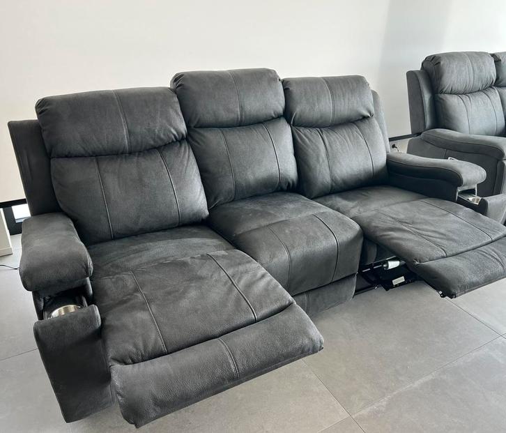 Nieuwe 3-zit met relax - Bekerhouder - USB lader, Huis en Inrichting, Zetels | Zetels, Nieuw, Rechte bank, Driepersoons, 200 tot 250 cm