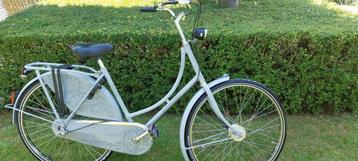 Omafiets GAZELLE 'BASIC' NIET VAN NIEUW TE ONDERSCHEIDEN!! beschikbaar voor biedingen