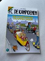 De kampioenen trappen door, Ophalen of Verzenden, Zo goed als nieuw