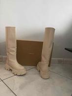 ALOHAS crèmewitte 39 hoge laarzen, Hoge laarzen, Wit, Ophalen of Verzenden, Zo goed als nieuw