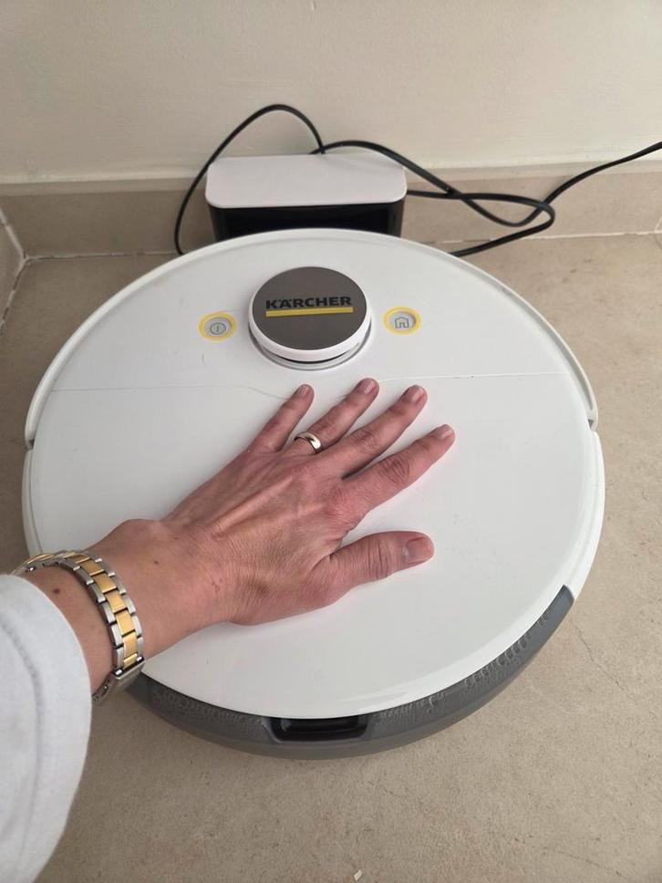 Karcher RCV 5101181 Robotstofzuiger en dweil, Elektronische apparatuur, Stofzuigers, Zo goed als nieuw, Robotstofzuiger, Minder dan 1200 watt