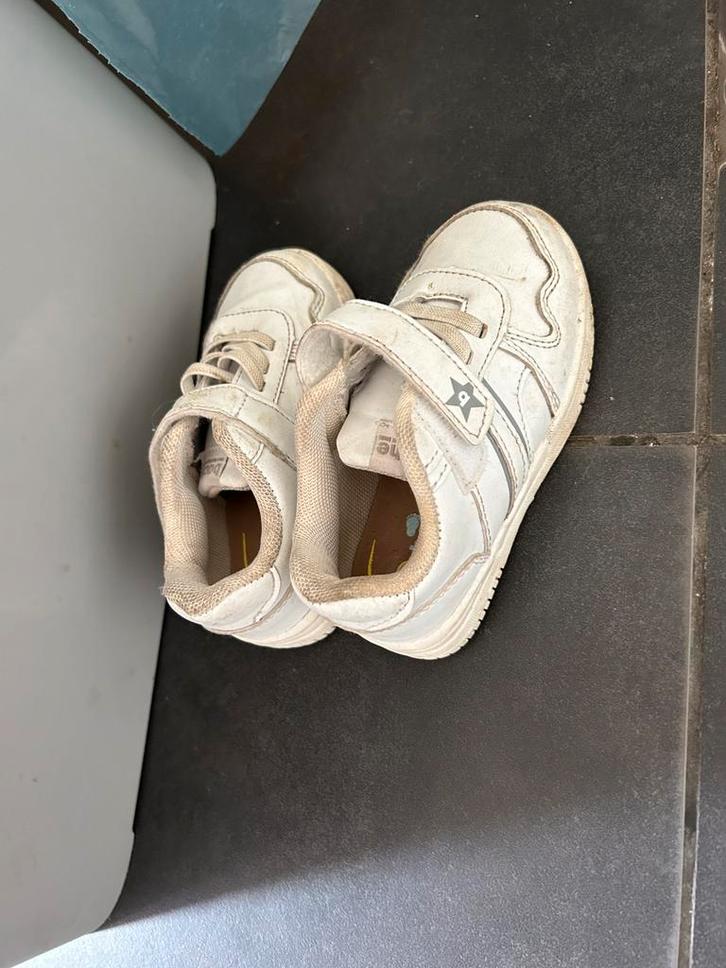 Schoentjes maat 23, Kinderen en Baby's, Kinderkleding | Schoenen en Sokken, Zo goed als nieuw, Schoenen, Jongen of Meisje, Ophalen of Verzenden