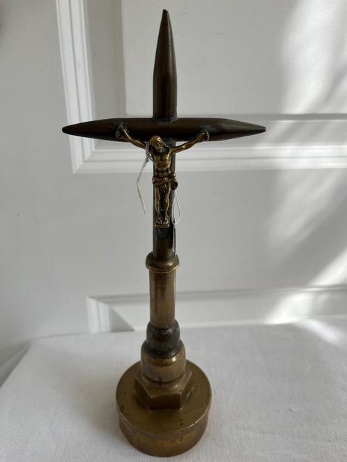 beau crucifix trench art, Verzamelen, Militaria | Algemeen, Landmacht, Hulzen of Bodemvondsten, Ophalen of Verzenden