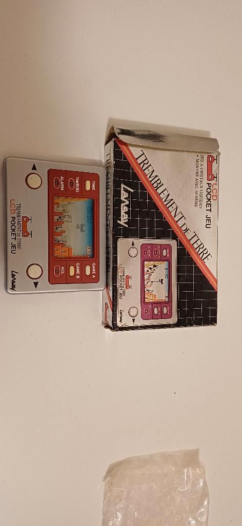 GAMEWATCH LANSAY BOXED IN AARDBEVINGSSTIJL -, Games en Spelcomputers, Games | Nintendo Game Boy, Zo goed als nieuw, Avontuur en Actie