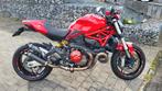 Ducati Monster 821 en super état, Permis Moto A, Plus de 35 kW, 2 cylindres, Particulier
